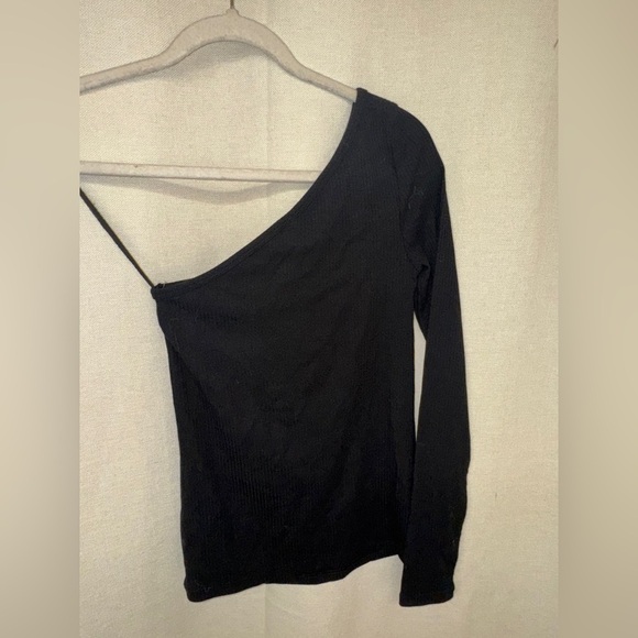 Old Navy Shirt Womens XS Black Long Sleeve One Shoulder Rib Knit Top NWT - Picture 4 of 4
